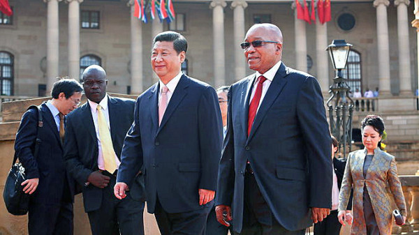 Chinese President Xi Jinping with South Africa President Jacob Zuma (Gallo)