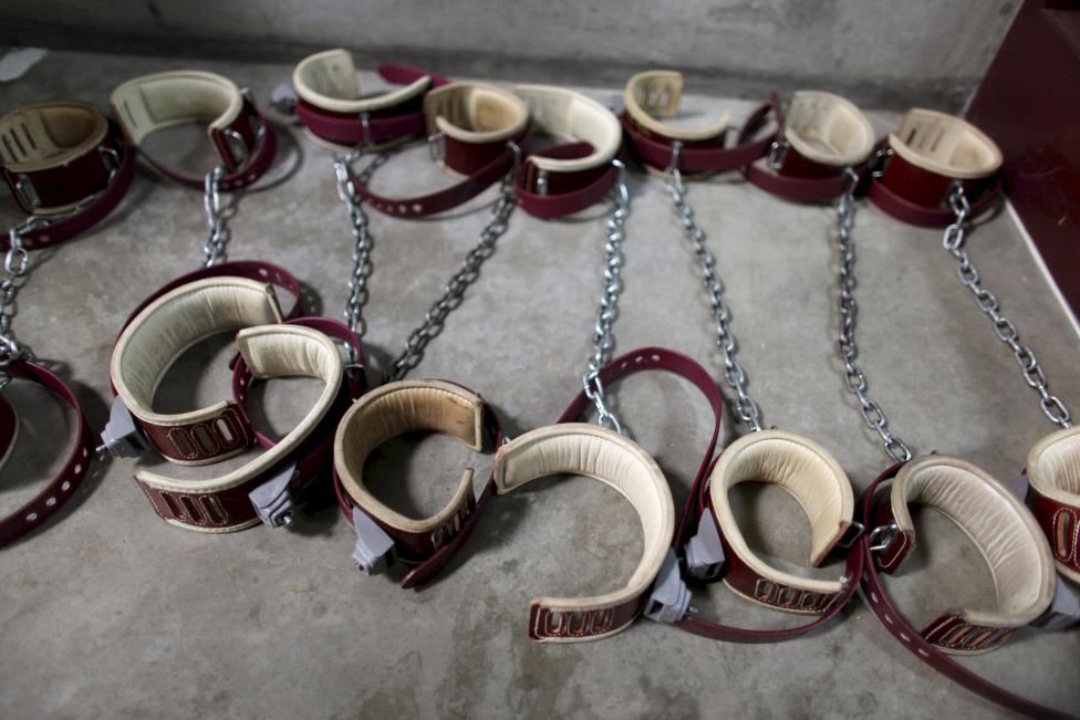 Leg shackles for detainees are seen on the floor at the Camp 6 detention center at the U.S. Naval Base in Guantanamo Bay, Cuba in this January 21, 2009 file photo reviewed by the U.S. Military. To match Special Report USA-GITMO/RELEASE REUTERS/Brennan Linsley/Pool/Files