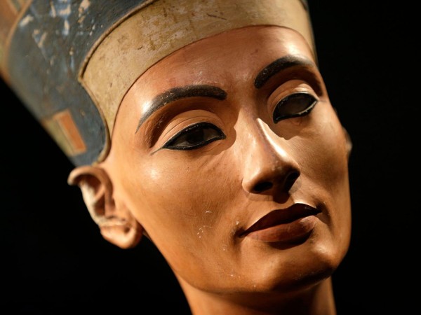 nefertiti-queen-bust